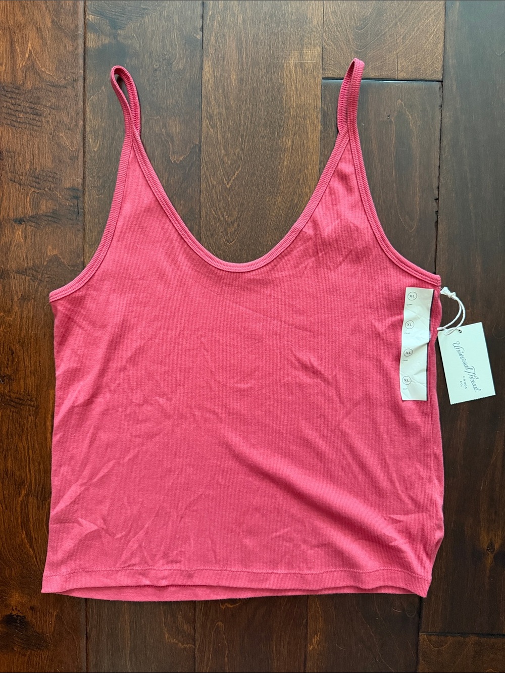 Universal Thread Tank